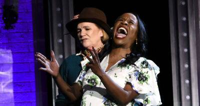 Mare Winningham & Jeannette Bayardelle Perform 'Like a Rolling Stone' & 'Pressing On' from 'Girl from the North Country' at Tony Awards 2022 - Watch! - www.justjared.com - county Hall - county York