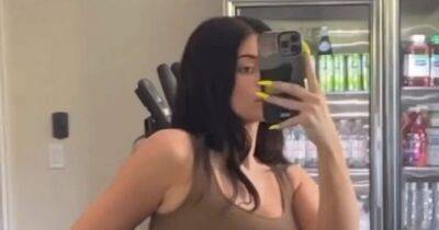 Kylie Jenner - Travis Scott - Wolf Webster - Kylie Jenner wows in gym snap 4 months after giving birth amid back and knee pain - ok.co.uk