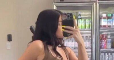 Inside Kylie Jenner's postpartum workout routine as she snaps selfie - www.ok.co.uk