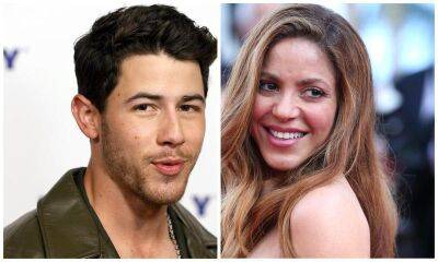 Nick Jonas dances with Shakira and surprises her with his salsa moves - us.hola.com