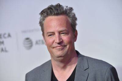 Matthew Perry - Chandler Bing - Matthew Perry Confirms He’s Finished Writing His New Memoir - etcanada.com - county Will
