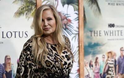Jennifer Coolidge Shares Theory About How A Safari Trip With Mike White Inspired Her ‘White Lotus’ Character’s Love Life - etcanada.com - Tanzania