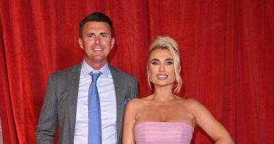 How Billie Faiers hid her pregnancy using clever Instagram tricks and baggy tops - www.ok.co.uk - Britain - city Abu Dhabi