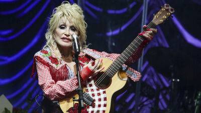 Dolly Parton - Kevin Winter - Dolly Parton donates $1M to infectious disease research - foxnews.com - state Nevada - city Las Vegas, state Nevada