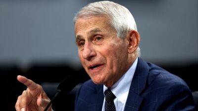 Anthony Fauci - Dr. Anthony Fauci Tests Positive For COVID-19 - etonline.com