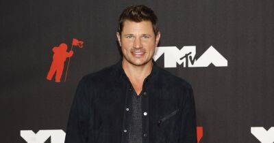 Nick Lachey - Nick Lachey hilariously humbled as son reacts to throwback shirtless pic of singer - wonderwall.com