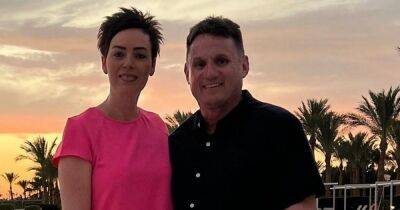 Couple stung by huge £870 airport parking charge after honeymoon return - dailyrecord.co.uk - Britain - Manchester - county Scott - Egypt - county Avery
