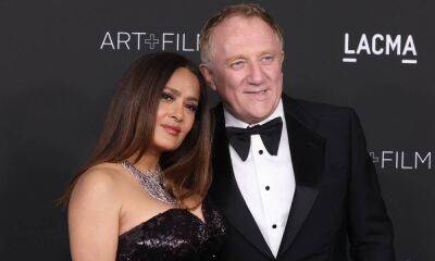 Salma Hayek - Henri Pinault - Linda Evangelista - Salma Hayek shows off her adorable blended family with a photo of her rarely-seen step-kids and husband - hellomagazine.com - France - Mexico