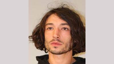 'Flash' star Ezra Miller hit with temporary protection order by family of 12-year-old in Massachusetts: report - foxnews.com - Hawaii - state Massachusets