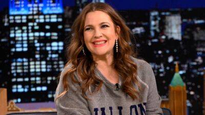Drew Barrymore - Drew Barrymore Shares Her Intense Home Renovations, Destroying a Kitchen With a Hammer - etonline.com