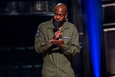 Dave Chappelle - Dave Chappelle Won’t Have His Name On Theater At High School Alma Mater Amid Controversy; Compares ‘The Closer’ To The Mona Lisa - deadline.com - Washington - Washington