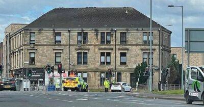Toddler, 3, hospitalised after car crashed into Glasgow traffic lights - dailyrecord.co.uk - Scotland