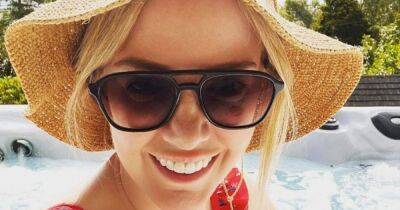ITV Coronation Street's Abi star Sally Carman poses in swimsuit before being flooded with get well messages - www.manchestereveningnews.co.uk - county Webster