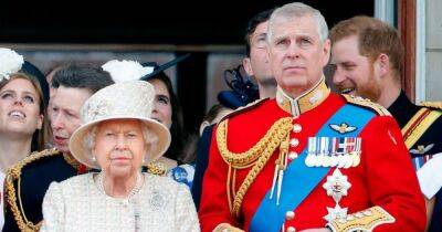 prince Andrew - Queen continues to support 'favourite son' Prince Andrew because of his 'absolute loyalty' - dailyrecord.co.uk