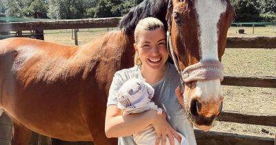 Olivia Buckland - Alex Bowen - Olivia Bowen - Olivia Bowen takes newborn baby son Abel to meet her beloved horse Dolly - ok.co.uk