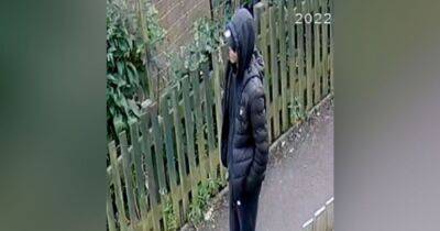 CCTV police appeal as hunt for knifeman continues after serious stabbing - www.manchestereveningnews.co.uk - Manchester - county Oldham