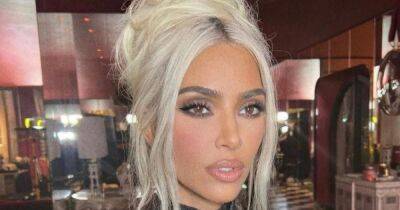Kylie Jenner - Kim Kardashian - Marilyn Monroe - Kim Kardashian West - Anna Wintour - Chris Appleton - Kim Kardashian gets a blunt blonde bob and fans wonder if it's to hide bleach damage - ok.co.uk - county Long