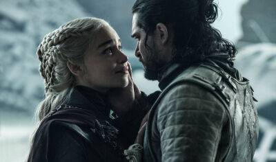 Kit Harington - Jon Snow - Emilia Clarke - Emilia Clarke Confirms Kit Harington’s Jon Snow ‘Game Of Thrones’ Spin-Off: “It’s Happening” - theplaylist.net