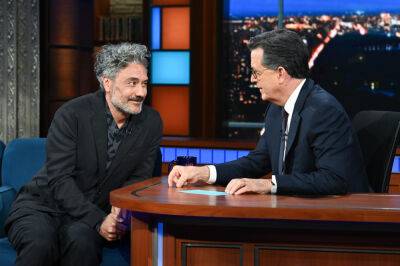 Peter Jackson - Stephen Colbert - Taika Waititi Admits He Stole From ‘The Hobbit’ Set: ‘I Have Never Talked To Peter Jackson About This’ - etcanada.com - New Zealand