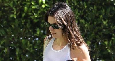 Kendall Jenner - Devin Booker - Kendall Jenner Gets In a Workout at Afternoon Pilates Class - justjared.com - Los Angeles