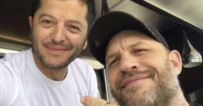 Tom Hardy - Christopher Nolan - Tom Hardy spotted grabbing bite to eat at Cranleigh pizza van and shows he's just like the rest of us - msn.com - county Nolan