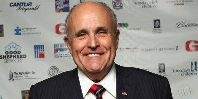 Rudy Giuliani Was Slapped By Supermarket Worker on Staten Island - justjared.com - New York - city Staten Island