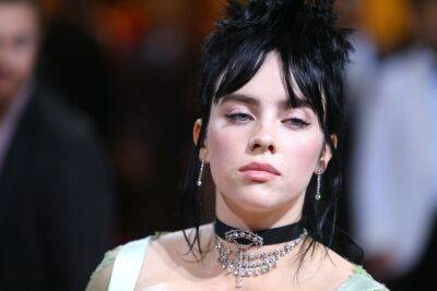 Billie Eilish - A New Wax Figure Of Billie Eilish Gets Trolled On The Internet: ‘This Looks Like A 40-Year-Old Woman’ - etcanada.com - Colombia