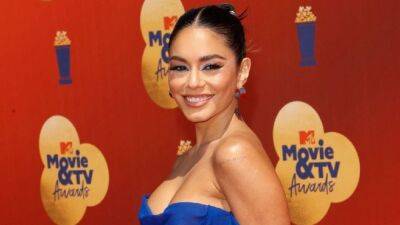 Vanessa Hudgens' Visit to East High Is the Ultimate 'High School Musical' Throwback - www.etonline.com