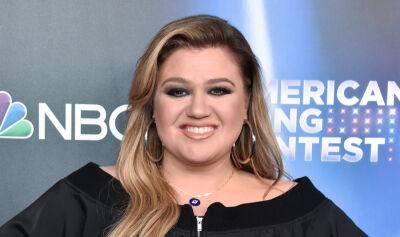 Kelly Clarkson's Producer Explains Why She Wasn't at Daytime Emmys 2022 After Winning Two Awards - www.justjared.com