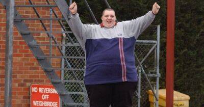 Britain's 'fattest man' who once weighed 55 stone tragically dies aged 37 - www.manchestereveningnews.co.uk - Britain - China - city Mansfield