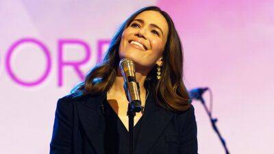Mandy Moore - Taylor Goldsmith - This Is Us - Mandy Moore Cancels Remainder of Tour, Says Her Pregnancy Is 'Too Challenging to Proceed' - etonline.com - Atlanta - state Rhode Island