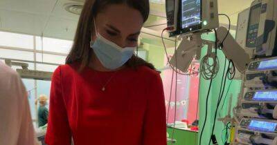 Kate Middleton - Kate Middleton dotes on baby during secret visit to children's hospital amid Jubilee - ok.co.uk
