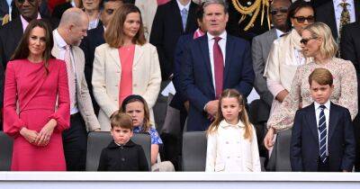 Elizabeth II - duchess Kate - prince Charles - princess Charlotte - duchess Camilla - princess Anne - George - Williams - Prince George, Prince Charlotte and Prince Louis Attend Jubilee Pageant With William and Kate: Photos - usmagazine.com - Charlotte - county King George - city Elizabeth