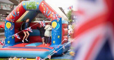 'We're made of sterner stuff': Mancs brave the rain to enjoy final day of Jubilee celebrations - www.manchestereveningnews.co.uk - Manchester