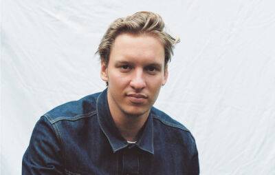 Listen to George Ezra’s sombre new song ‘I Went Hunting’ - www.nme.com - Britain - Manchester - Birmingham - city Columbia