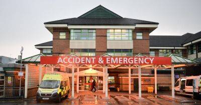 'We're overflowing': Greater Manchester A&E issues urgent warning - www.manchestereveningnews.co.uk - Manchester - county Oldham - county Fairfield