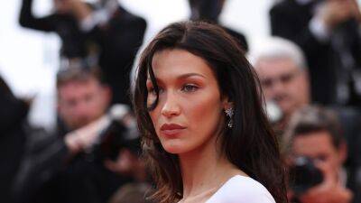 Bella Hadid Posts a Makeup-Free Photoshoot to Instagram - www.glamour.com