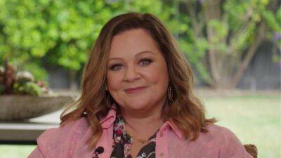 Melissa McCarthy Gives 'The Little Mermaid' Update and Teases New HGTV Show 'The Great Giveback' (Exclusive) - www.etonline.com