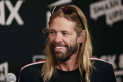 Dave Grohl - Taylor Hawkins - Foo Fighters - Pat Smear - Nate Mendel - Chris Shiflett - Foo Fighters to hold tribute concerts for late ‘bada– bandmate’ Taylor Hawkins - nypost.com - Los Angeles - Colombia