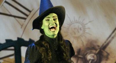 Idina Menzel Gives Her 'Honest Answer' About Not Playing Elphaba in 'Wicked' Movie - www.justjared.com