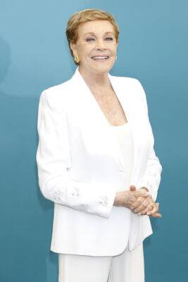 Julie Andrews - Julie Andrews Weighs In On Doing Another ‘Princess Diaries’ Sequel - etcanada.com - county Will