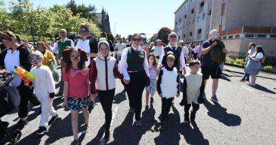 West Lothian gala season kicks off with Bathgate Procession plus Mid Calder and Parkhead galas - don't miss this week's Courier for pictures! - www.dailyrecord.co.uk