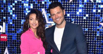 Mark Wright says communication is key for long distance romance - www.msn.com - Los Angeles