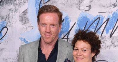 Damian Lewis honors late wife a year after her death - www.wonderwall.com