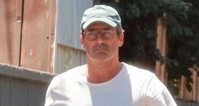 Jon Hamm Spends His Afternoon Grocery Shopping in L.A. - www.justjared.com - Los Angeles - city Fargo