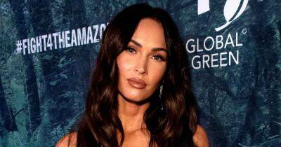 Megan Fox - Michelle Obama - Kamala Harris - Megan Fox Is a Force in Neon Pants as She Returns to Dark Hair After Going Blonde - usmagazine.com - Los Angeles - California - Tennessee
