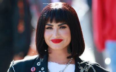 Demi Lovato's Wig for 'Kimmel' Appearance Covers Up Facial Injury - www.justjared.com - Hollywood