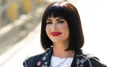 Demi Lovato - Demi Lovato Gives Update on Facial Injury That Left Them Needing Stitches, Debuts Nostalgic 'Substance' Video - etonline.com - California - Los Angeles, state California