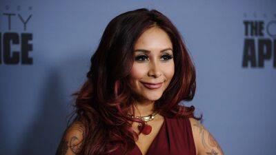 So, 'Jersey Shore' Snooki Is Doing Political Ads Now - www.glamour.com - Pennsylvania - Jersey - New Jersey