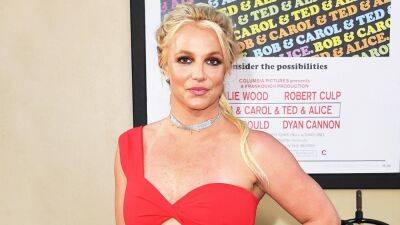 Watch Britney Spears Belt Out A Capella Version of 'Baby One More Time' - www.etonline.com